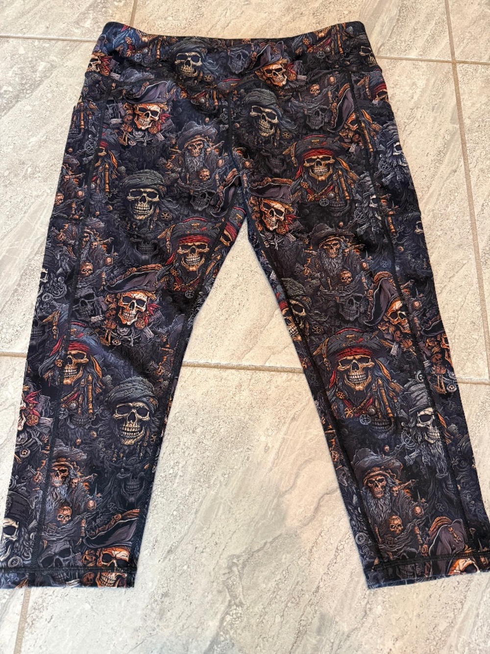Constantly Varied Gear Pirates Booty Capri Leggings XXL